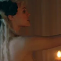 Wallis Day nude